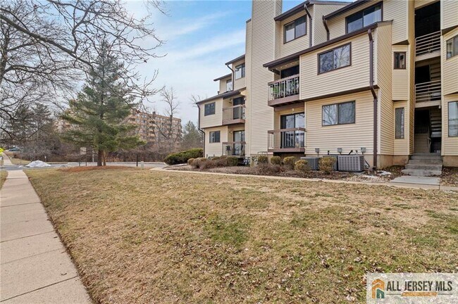 Foto del edificio - 3001 Revere Ct