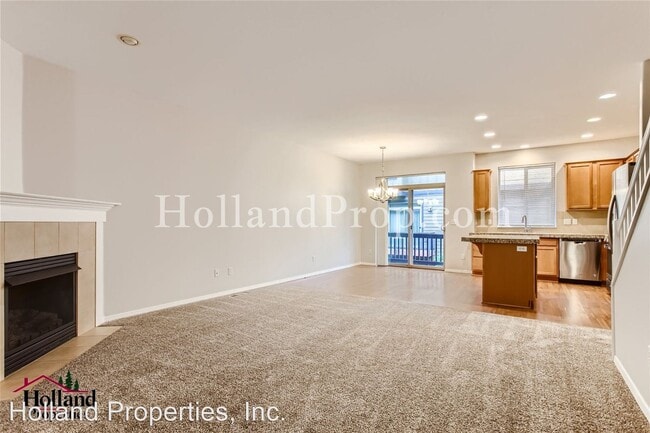 Building Photo - 4 br, 2.5 bath House - 1432 NE Edgefield St