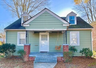 Building Photo - 211 Jefferson Ave