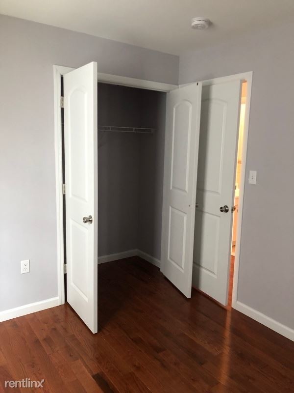 Building Photo - 3 br, 2 bath Apartment - 21 N 7th St 2 Unit 2