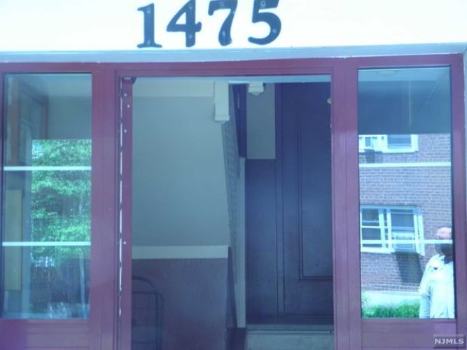 1475 Terrace Cir, Teaneck, NJ 07666 House for Rent in Teaneck, NJ