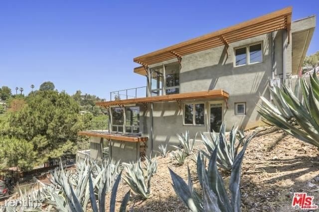 Building Photo - 4 br, 4 bath House - 2360 Vista Gordo Dr