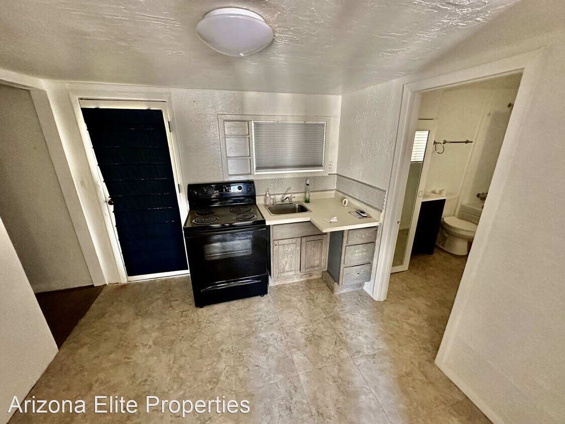 Studio, 1 bath House 9642 S 27th Ave 6 House Rental in Laveen