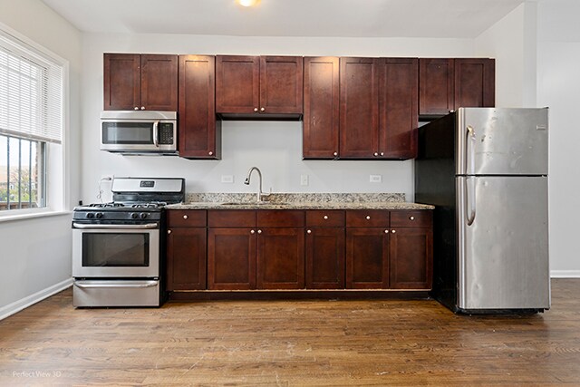 kitchen - 5124 S Prairie Ave