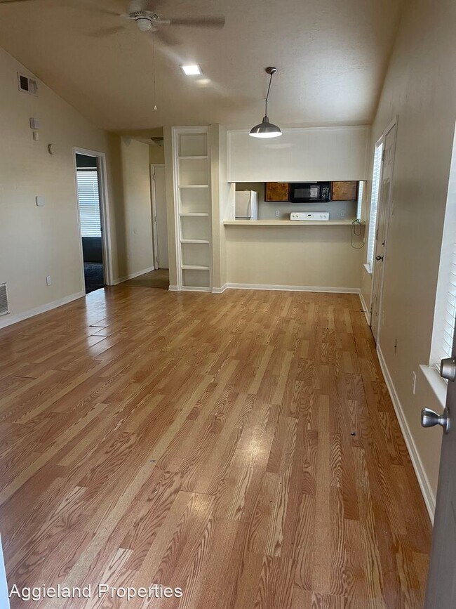 Foto del edificio - 3 br, 2 bath House - 2524 Hickory Dr