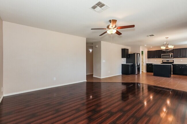 Foto del edificio - 1935 E Renegade Trail