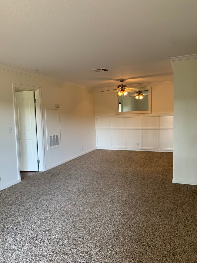 Building Photo - 25551 Indian Hill Ln