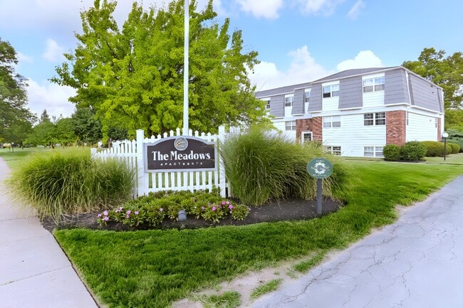 Building Photo - The Meadows Apartments