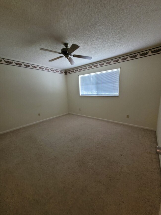 Foto del edificio - 8530 SW 90th St