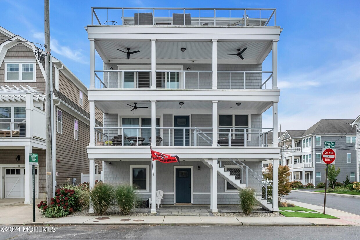 Primary Photo - 74 Ocean Terrace