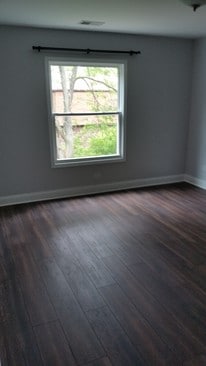Foto del edificio - 285 E Court of Shorewood