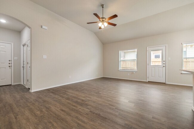Building Photo - 9211-1 Canyon Bend