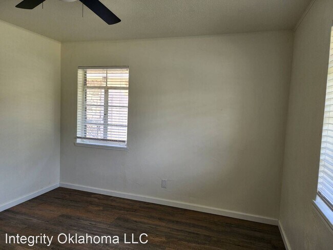 Building Photo - 2 br, 1 bath House - 1619 Carlisle Ct