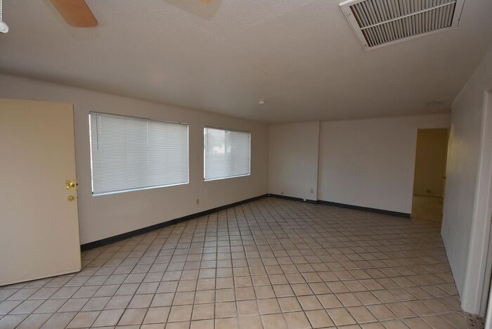 Foto del edificio - 2605 N Palo Verde Ave