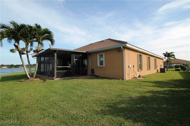 Foto del edificio - 2086 Grove Dr