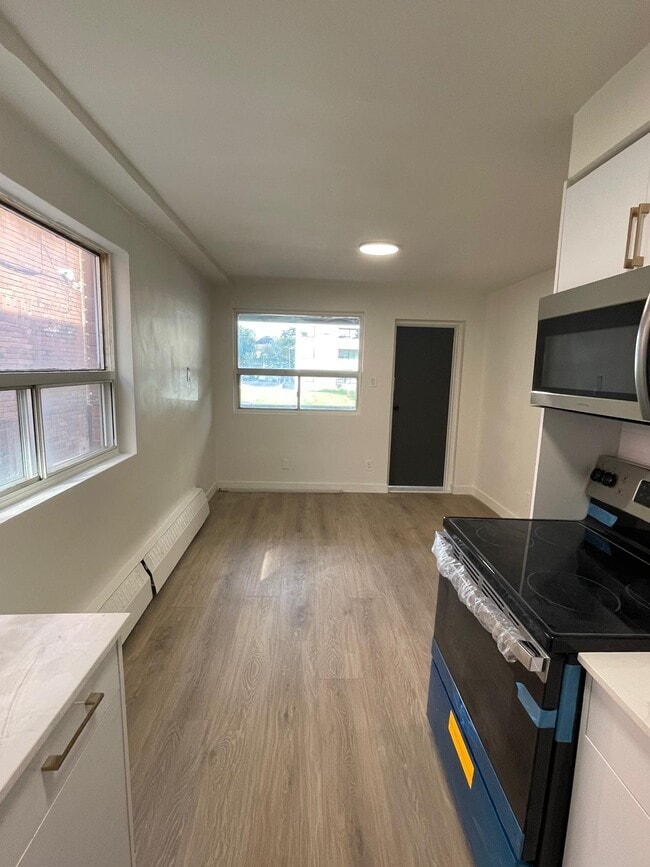 Photo du bâtiment - 60 Triller Ave