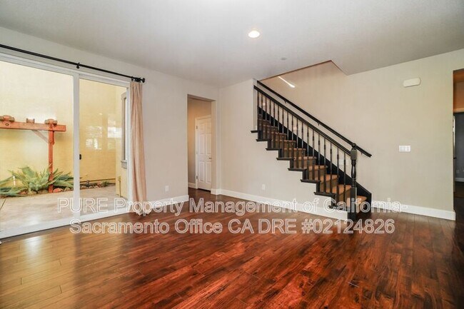 Foto del edificio - 1553 Bonanza Ln