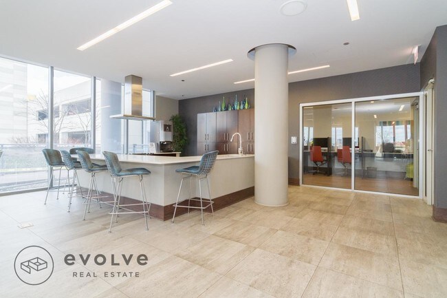 Foto del edificio - 1457 N Halsted St