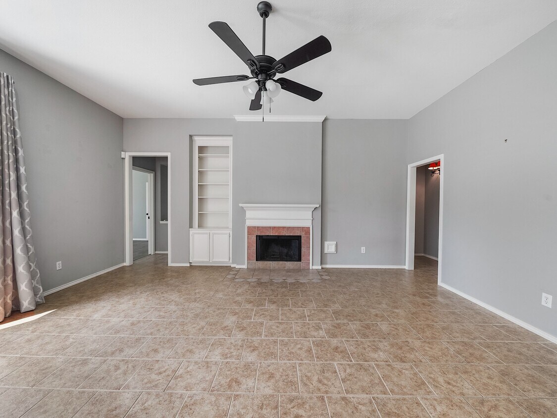Foto principal - 3702 Glenhill Dr