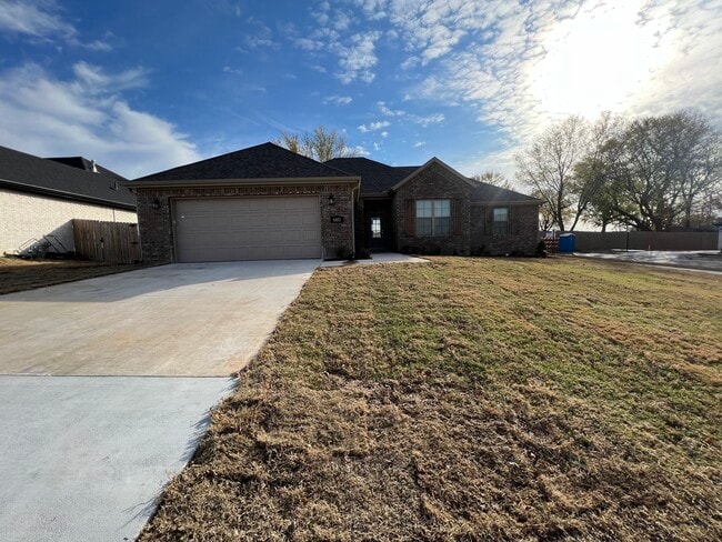 Building Photo - 6051 W Mecklin St