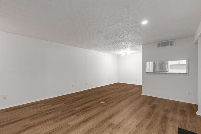 Foto del edificio - 1017 Dunbar Dr