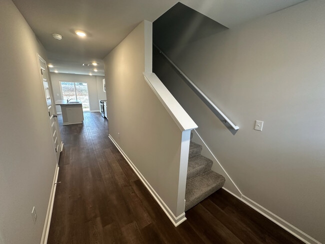 Foto del edificio - 43 River Rock St