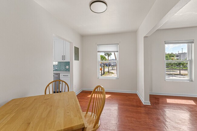 Foto del edificio - 1008 E Strawbridge Ave