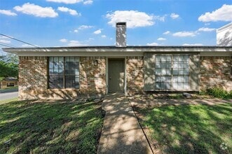 Building Photo - 300 Mill Creek Cir