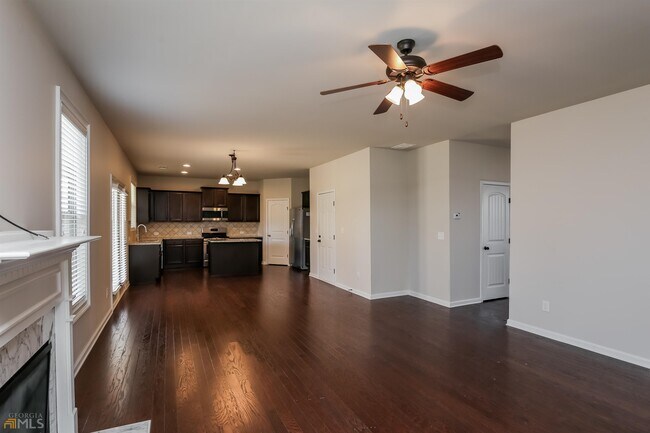 Building Photo - 5720 Shore Isle Ct