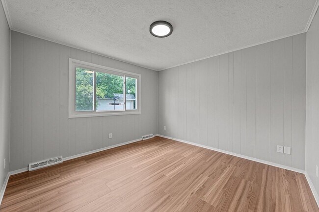 Foto del edificio - 3601 Tullamore Rd