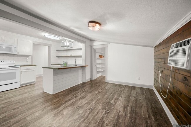 Building Photo - 3845 Plum Broque Dr