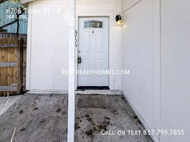 Building Photo - 6706 Tyree St