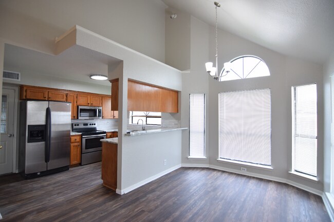 Building Photo - 4302 Josh Dr