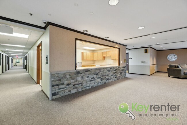 Foto del edificio - 1411 S Douglas Ave