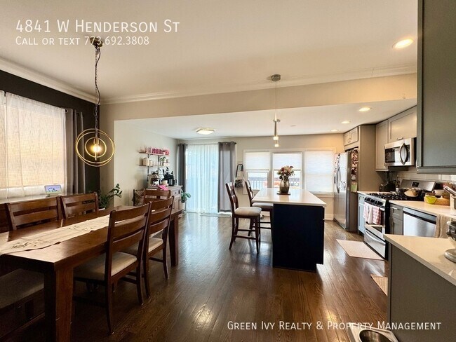 Foto del edificio - 4841 W Henderson St