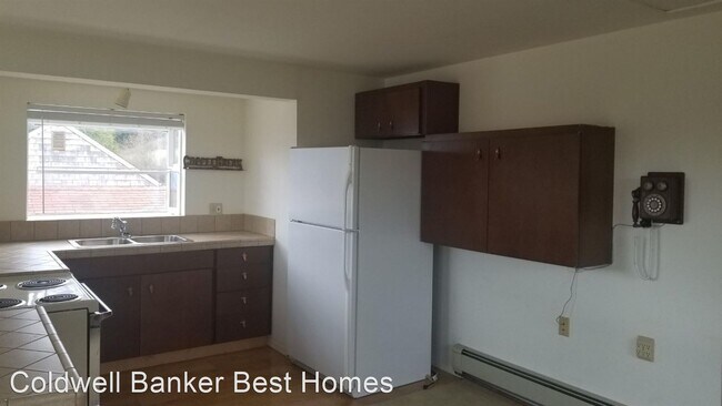Building Photo - 1 br, 1 bath House - 211 Mats View Road