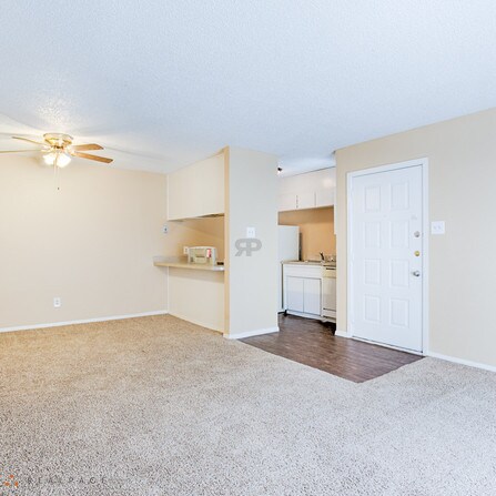 Foto principal - 711 Santa Fe Dr