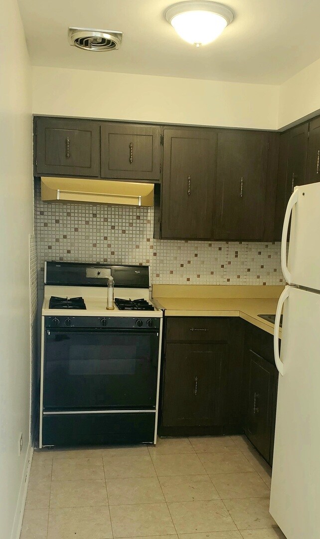 Foto del edificio - 7650 W Altgeld St
