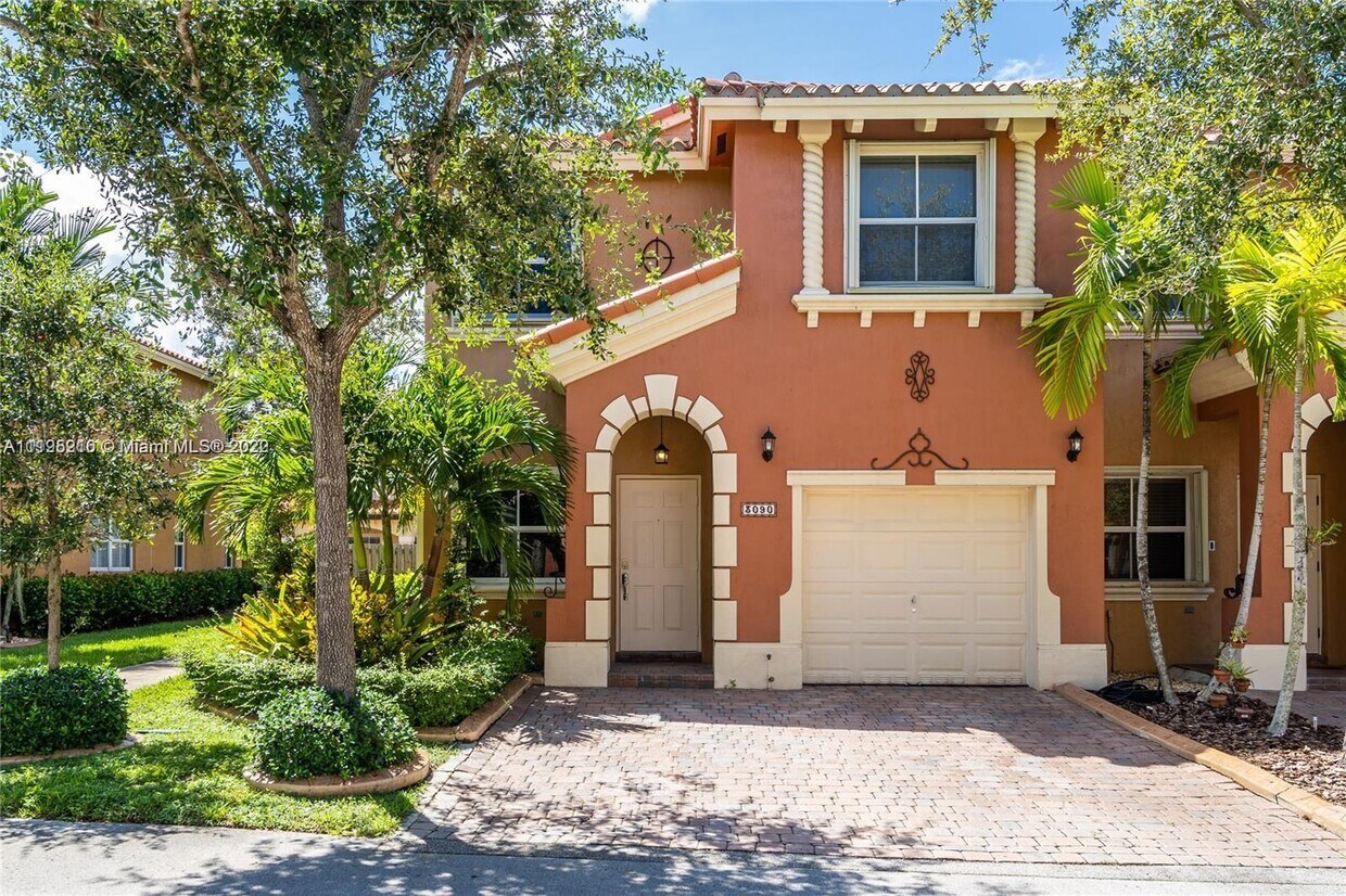Primary Photo - 3090 SW 153rd Path
