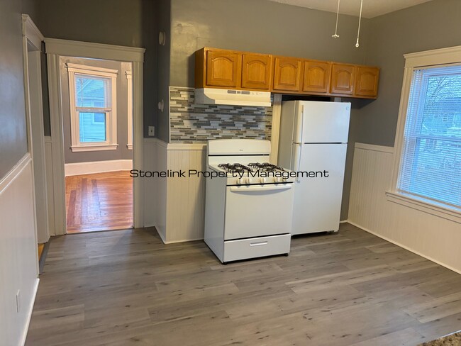 Foto del edificio - 192 Chandler Ave