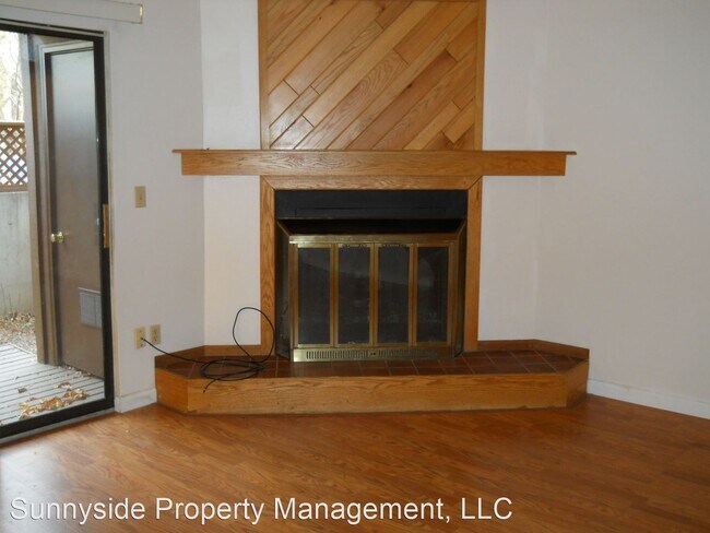 Building Photo - 3 br, 2 bath House - 4704 Edison Lane