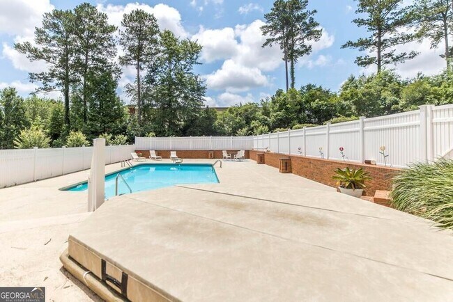Building Photo - 103 Turnberry Ct
