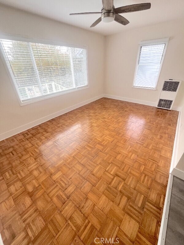 Foto del edificio - 270 Cliff Dr