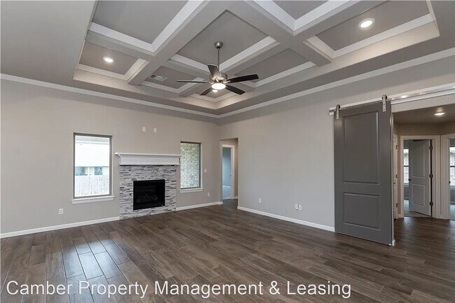 Building Photo - 4 br, 2 bath House - 4013 Palmetto Trail
