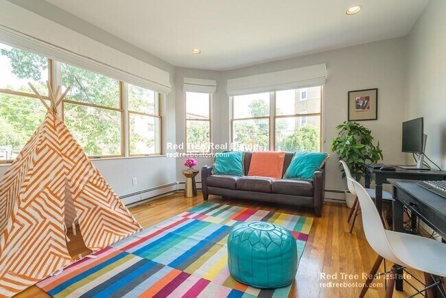 Foto del edificio - 327 Saint Paul St