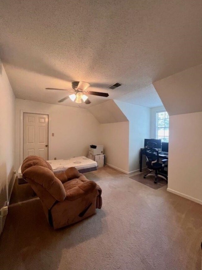Foto del edificio - 765 Memory Ln