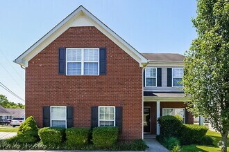 Building Photo - 5051 Preserve Blvd