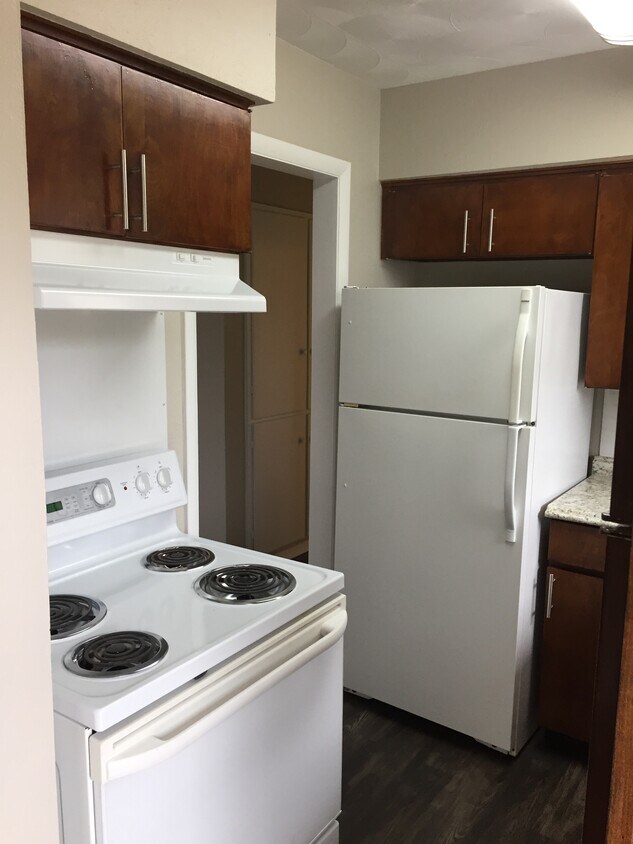 222 S Hampton Rd Unit 204, DeSoto, TX 75115 Apartments in DeSoto, TX