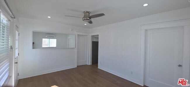Foto del edificio - 2928 S Halldale Ave