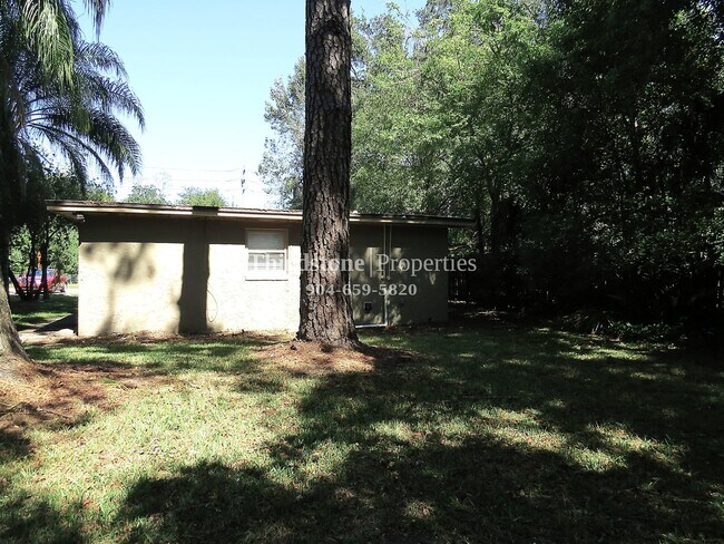 Foto del edificio - 4474 Spring Glen Rd